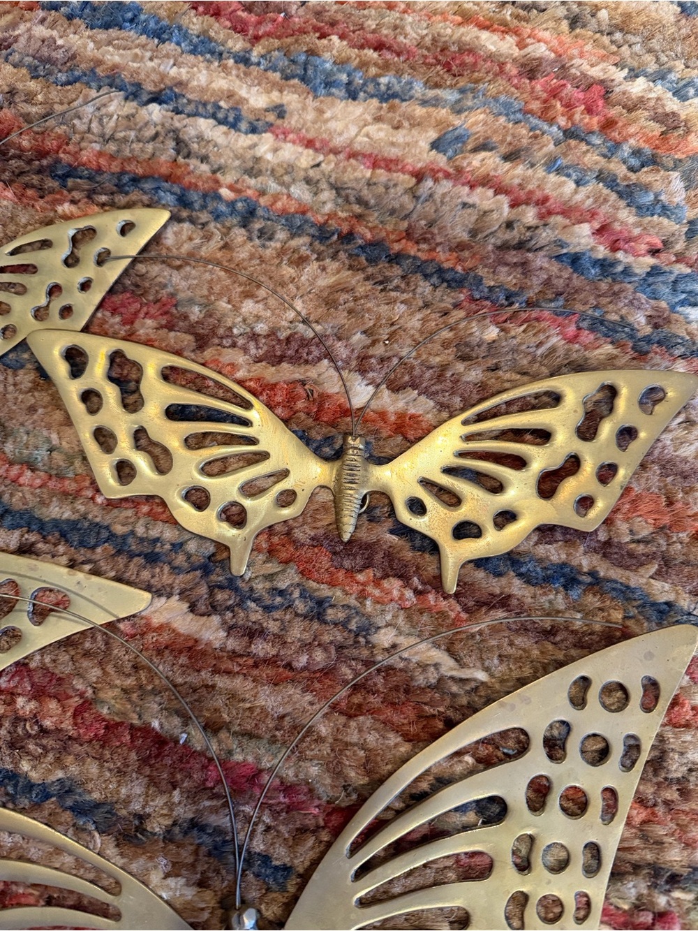 Vintage Brass MCM Set of 4 Wall Butterflies - Picture 4 of 6
